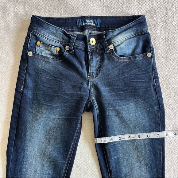 YMI Faded Semi-Stretch Dark-wash Skinny Jeans. Junior’s Size 0. Cotton/Spandex - Picture 5 of 7